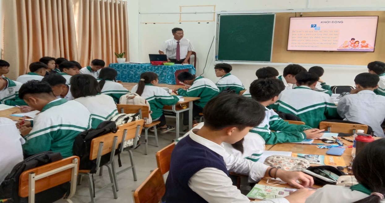 Description: F:\E_Lap top cu&Thien\Ke hoach 2025_2026\Thông tin truyền thông\Trình\z7249724881953_bed8b4a916a2082e03bd750f07f6d3fc.jpg